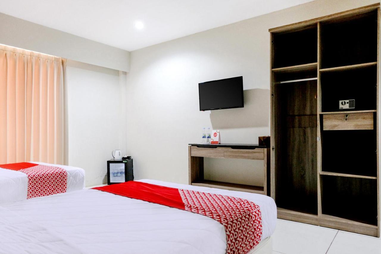 Capital O 892 Grand Pujon View Hotel And Resort باتو المظهر الخارجي الصورة